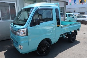 ハイゼットトラック　ジャンボ　最終型　リフトアップカスタム車　希少5速ミッション車　カロッツェリアメモリーナビ＆ＴＶ