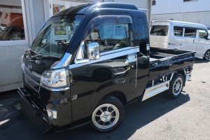 ハイゼットトラック　ジャンボ　ＳＡⅢｔ　デコトラ仕様カスタム車　5速ミッション車　社外ナビ＆フルセグＴＶ　ＬＥＤヘッドライト　ＬＥＤフォグライト
