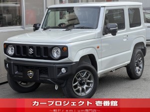 ジムニー　ＸＣターボ　４ＷＤ　オートマ車　改良後４型　純正８型ナビ　Ｂカメラ　フルセグＴＶ　前後ドラレコ　ＥＴＣ　ＣＬリンクフロアマット　ＣＤ　ＤＶＤ　ＵＳＢ　ブルートゥース　シートヒーター　バックソナーセンサー　スズキセーフティサポート　走行４８００Ｋｍ