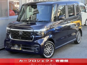 Ｎ－ＢＯＸカスタム　ターボ　ギャザーズ８型ナビ　フルセグＴＶ　Ｂカメラ　前後ドラレコ　ＥＴＣ　ブルートゥース　半革シート　両側電動スライド　シートヒーター　フロアマット　サイドバイザー　アダプティブクルコン　ホンダセンシング　走行４９００Ｋｍ