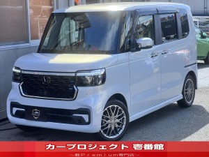 Ｎ－ＢＯＸカスタム　ターボ　純正９型ホンダコネクトナビ　リアワイドカメラ　フルセグＴＶ　ナビ連動前後＆室内録画ドラレコ　ＥＴＣ　ハーフレザー　両側電動スライド　電パ　Ｂホールド　ＣＤ　ＤＶＤ　ＢＴ　カープレイ　ホンダセンシング　走行９３００Ｋｍ