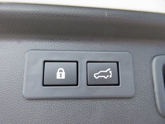 image23