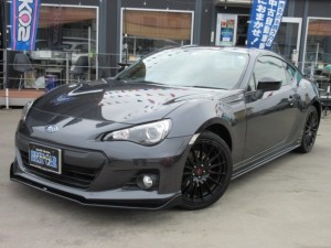 ＢＲＺ　プレミアムスポーツパッケージ　６速ＭＴ　専用本革シート　シートヒーター　カロッツェリアナビ　フルセグＴＶ　Ｂカメラ　ＥＴＣ　スマートキー　ＳＴＩフロント＆サイドエアロ（グロスブラック塗装）　バレンティＬＥＤテール　トランクスポイラー　ＳＴＩ２本出しマフラー　走行４９５００ｋｍ