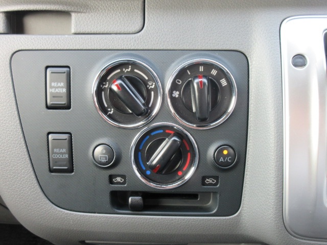 image23