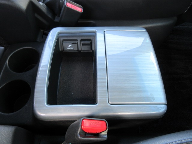 image28