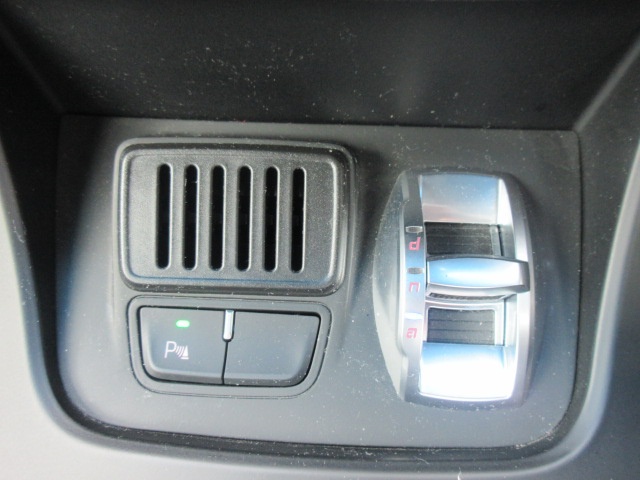 image28