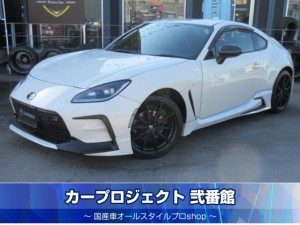 ＧＲ８６　ＲＺ　６速ＭＴ　ＧＲフルエアロ＆４本出しスポーツマフラー＆サスペンション＆トランクスポイラー　純正９型ナビ　フルセグＴＶ　バックカメラ　ＥＴＣ　ドラレコ　ハーフレザーシート　シートヒーター　走行３５００ｋｍ