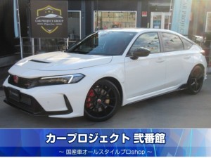シビック　タイプＲ　６速ＭＴ　現行型　ターボ（３３０ＰＳ）　純正９型ナビ　フルセグＴＶ　バックカメラ　ＥＴＣ２．０　専用バケットシート　ホンダセンシング　純正ブラック１９インチアルミ　ブレンボキャリパー　純正リアウイング　走行３３００ｋｍ