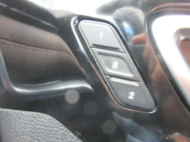 image25