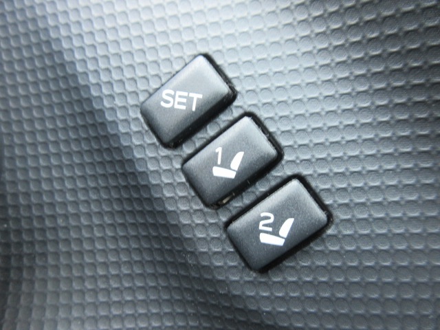 image25