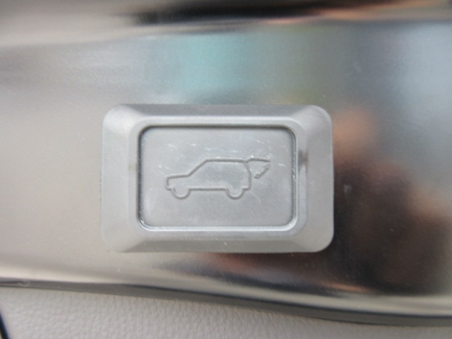 image17