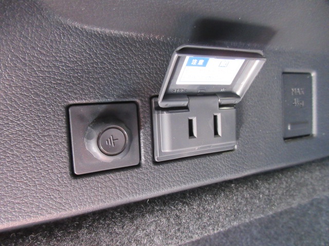 image24