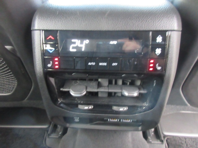 image18